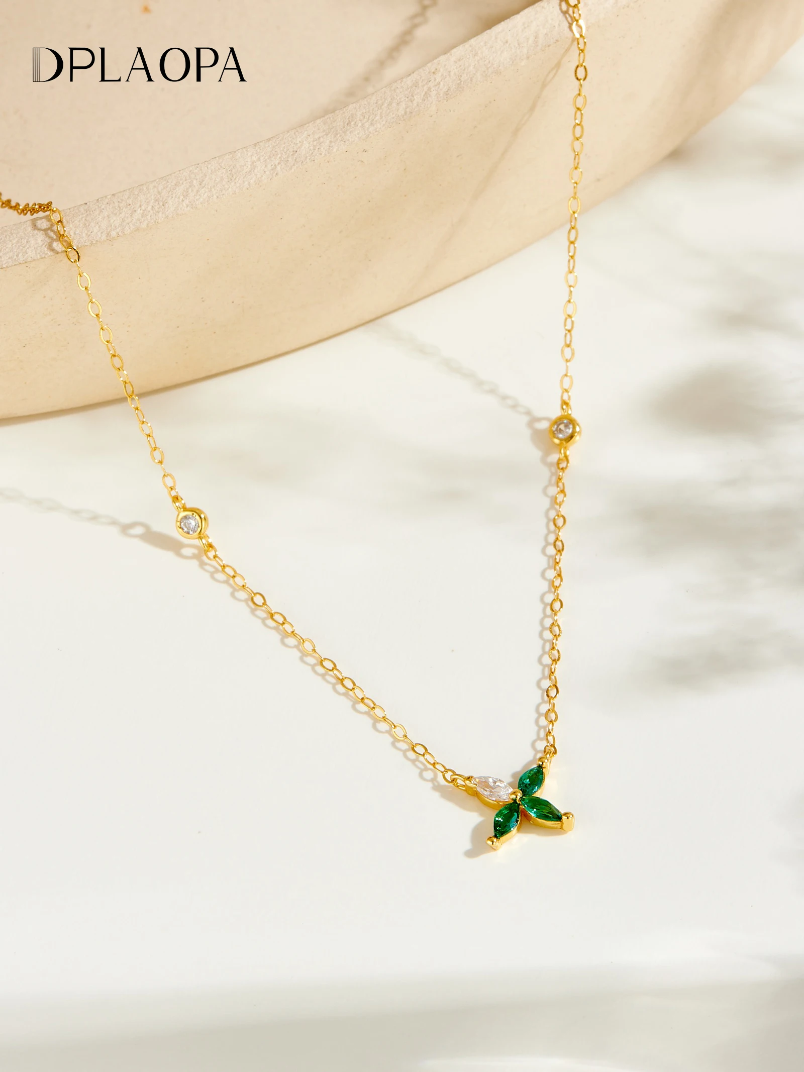 

DPLAOPA Women 925 Sterling Silver Flower Shaped Green Clear Zircon CZ Pendant Necklace Fine Fashion Luxury Classic Jewelry Gift