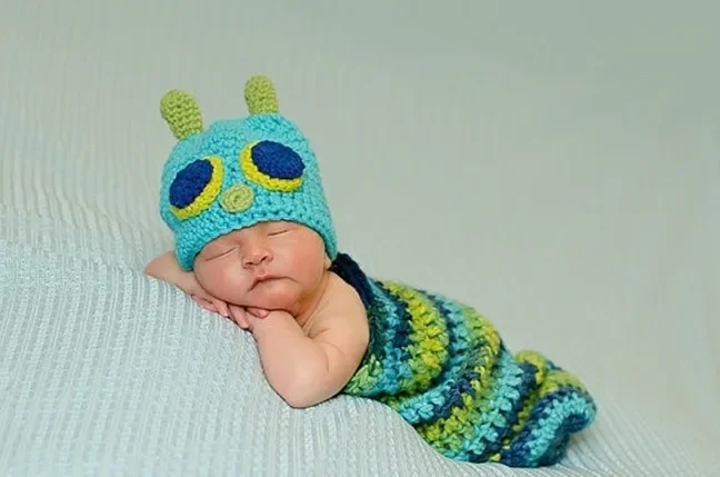 Newborn Photography Outfit Cartoon Caterpillar Costume Baby Photo Woven Hat Newborn Shooting Costume Props Suitable New Born