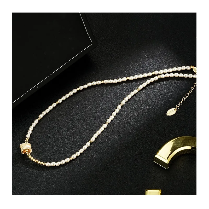 

Music Corridor Small Rice Grain Bead Bead Necklace Women's Autumn and Winter Premium Sense Niche Sweater Chain [+]
