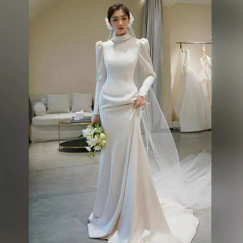 

French Light Wedding Dress Simple Slim-Fit Figure Flattering Satin Evening Dress Long Sleeve Backless Door