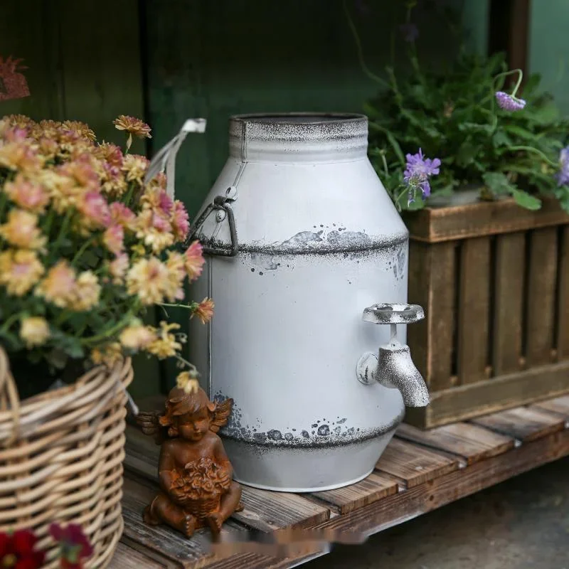 Retro Pastoral Style Garden Courtyard Decoration Ornaments Make Old Coffee Shop Double Ear Handle Faucet Drink Tin Bucket