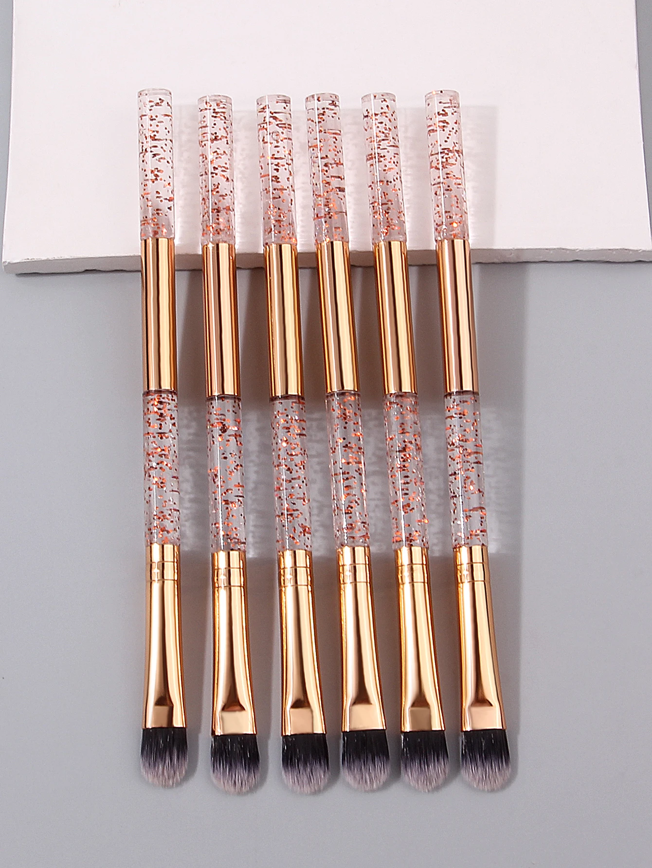 6-piece rose gold glitter eyeshadow brush set, professional eye makeup brush,concealer brush, portable makeup tool for beginners
