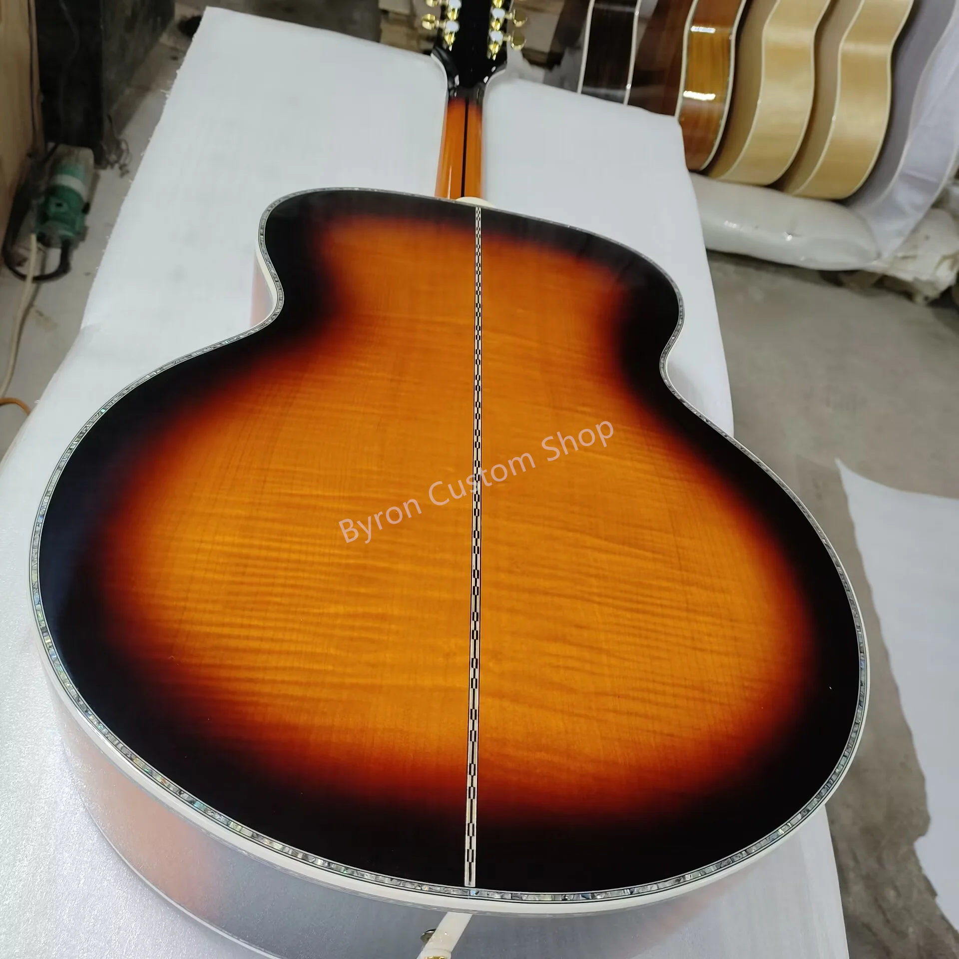 42 inches western classic acoustic guitar flame maple fancy folk guitar SJ200 style