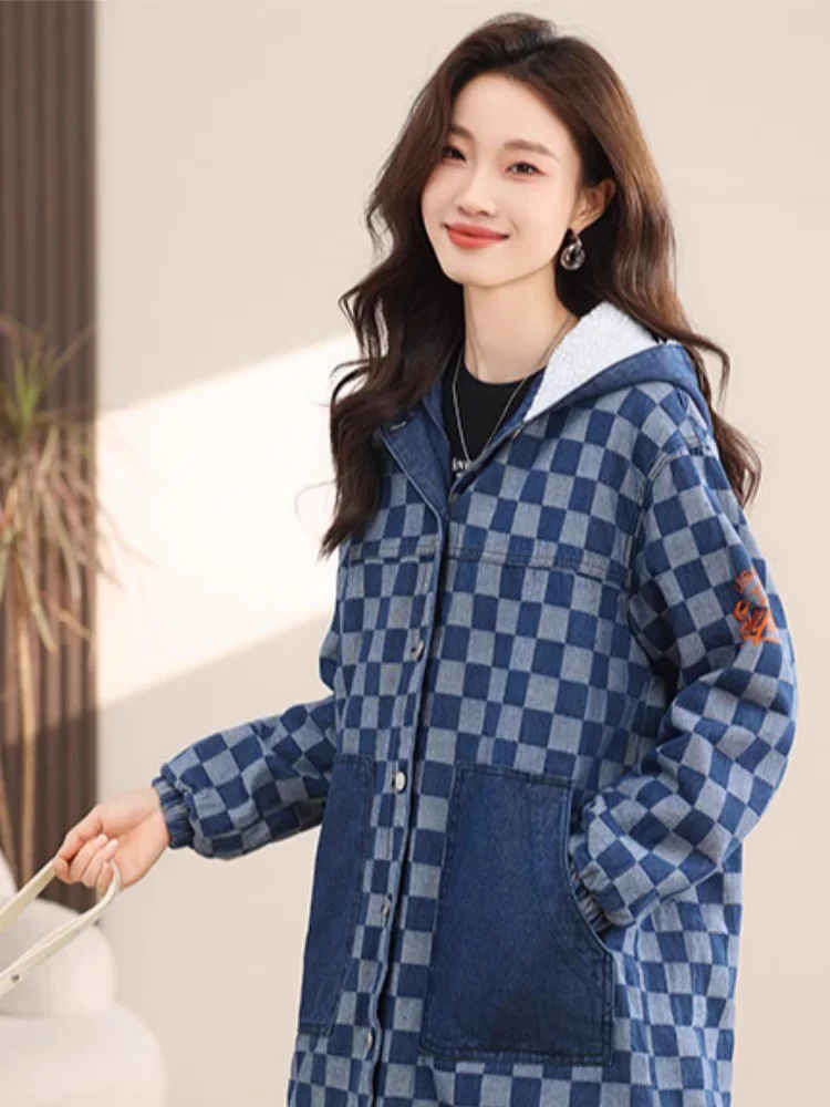 Nouveau Manteau en denim avec doublure en velours pour femme automne-hiver Mode Capuche Veste à carreaux à simple boutonnage Manteau épais décontracté et ample