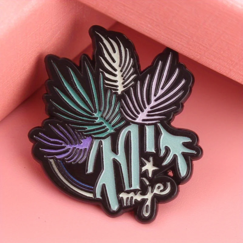 Emaliowana szpilka Botanical Reverie - motyw gradientowego liścia z typografią „LEGACY OF GREEN”, biżuteria inspirowana naturą dla świadomych ekologicznie