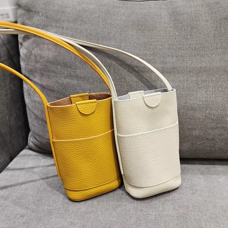 

Internet celebrity mobile phone hanging rope crossbody bag, 2025 new soft leather mobile phone bag, mini small bag, compact and
