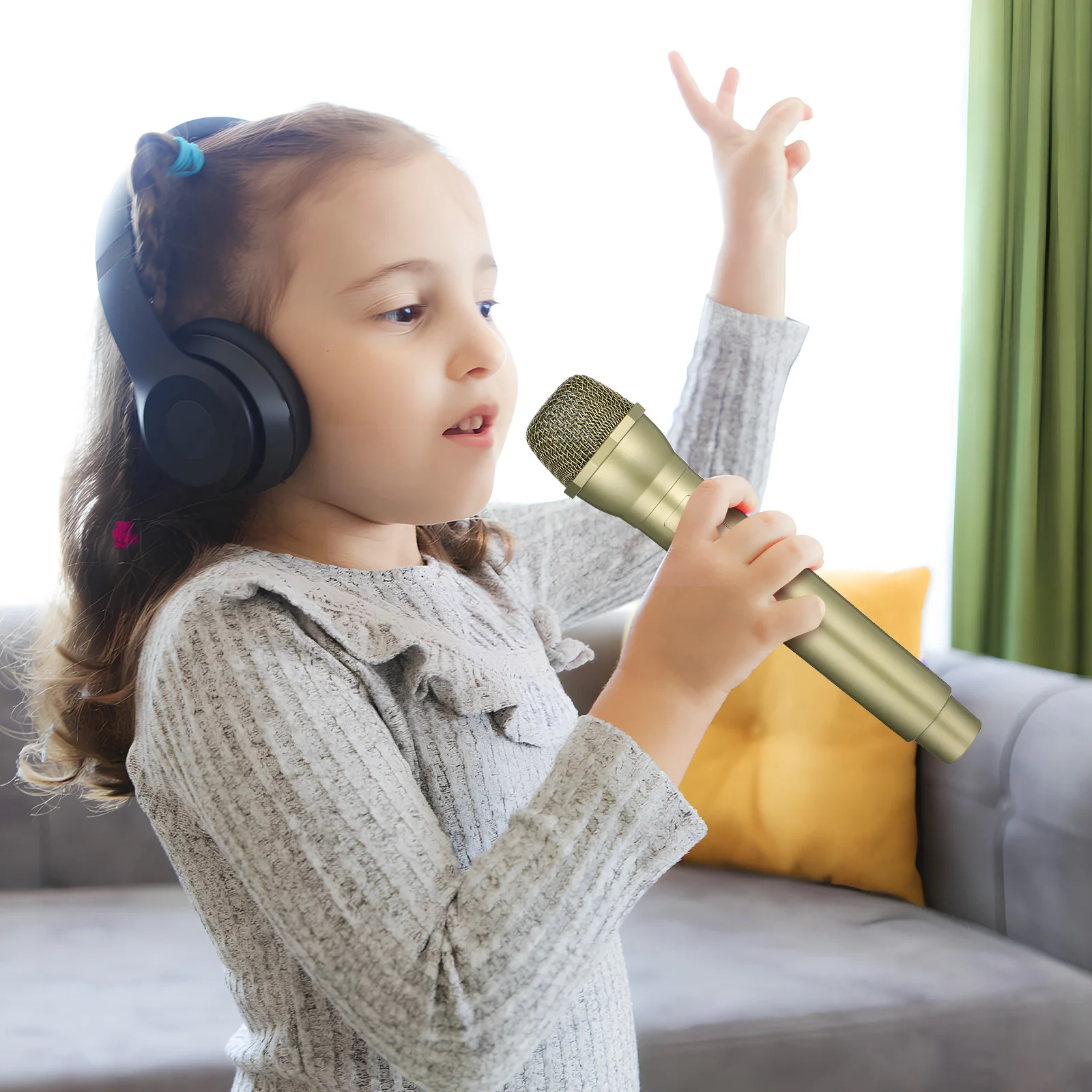 

3 Pcs Plastic Fake Microphone Mini Small Decorate for Costume Pretend Baby Kids Play