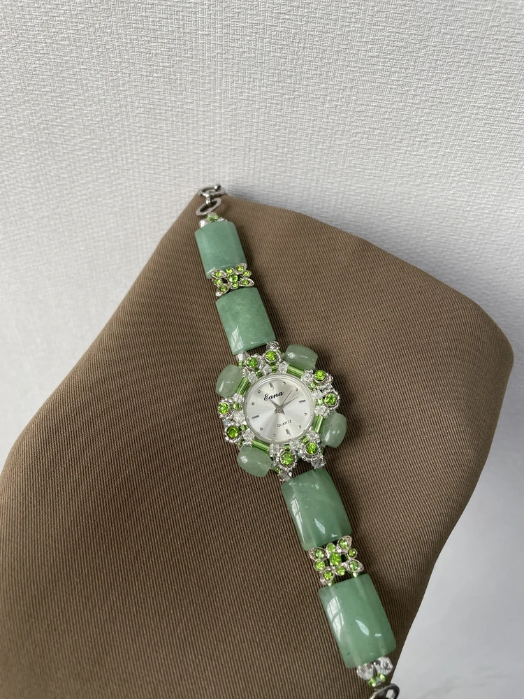 Fashion Exquisite Gem Green Sunflower Watch Women's High-value Women's Model 2025 New Women's Watch