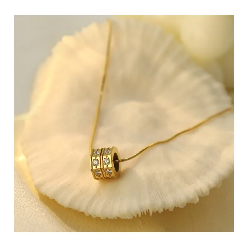 

The Korean Version Does Not Fade, The Material Is Simple, The Style Is Inlaid with Zircon, Exquisite Niche Light Luxury, Elegant