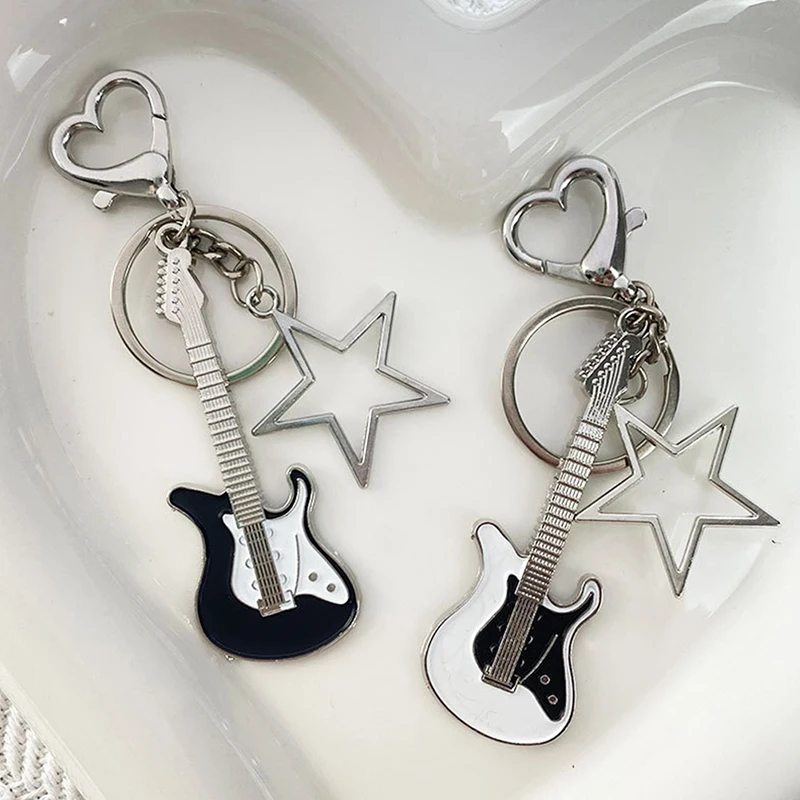 Guitar Love Heart Star Key Chain for Men Women Sweet Cool Trendy Fashion Pendant Keychain Rock Punk Vintage Car Key Accessories