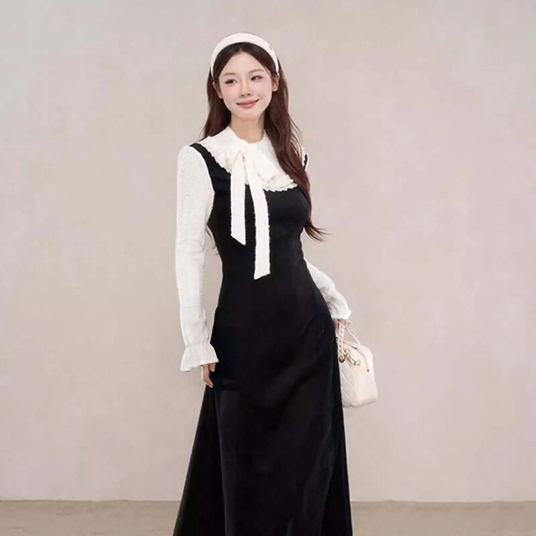 Długa spódnica damska z koronkowymi wstawkami, zimowa, nowa, wysoki stan, krój A, poliester, casual, okrągły dekolt.