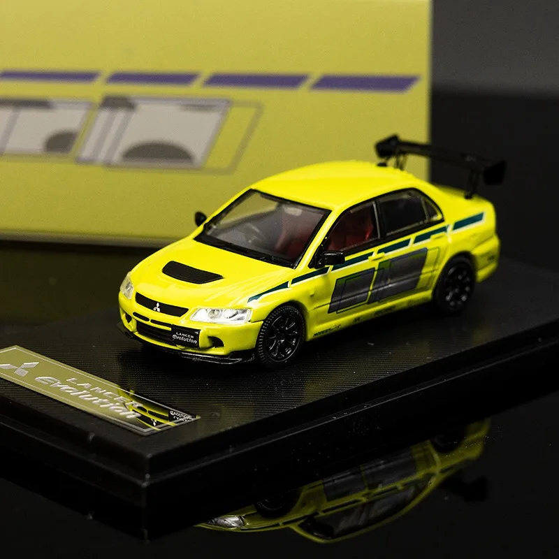 

Коллекционные украшения для модели Skoda Rapid 30th из сплава, масштаб 1:64