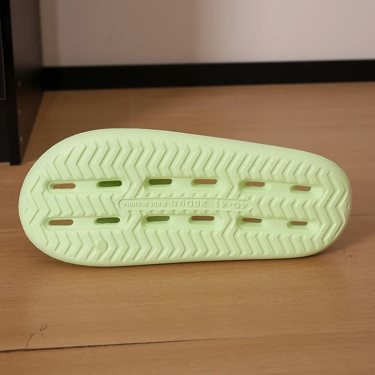 SHAJI Unisex Sommer Innovative Design EVA-Slides, Weiche Leichte Rutschfeste Freizeit-Hausschuhe für Innen- und Außenbereich – Detail 9