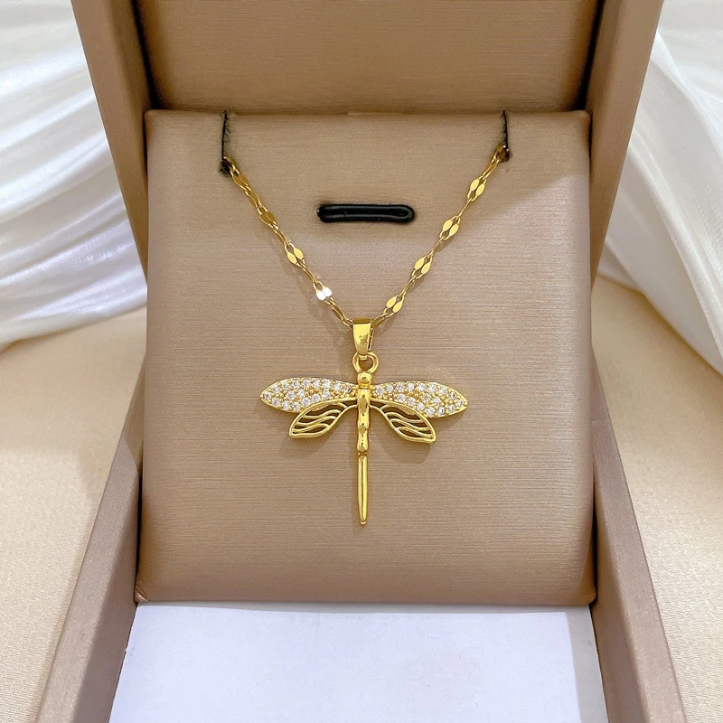 Fashion High-End Empty Butterfly Copper Pendant Necklace Women's Accessory Luxury Personality Stainless Steel Collarbone Chain