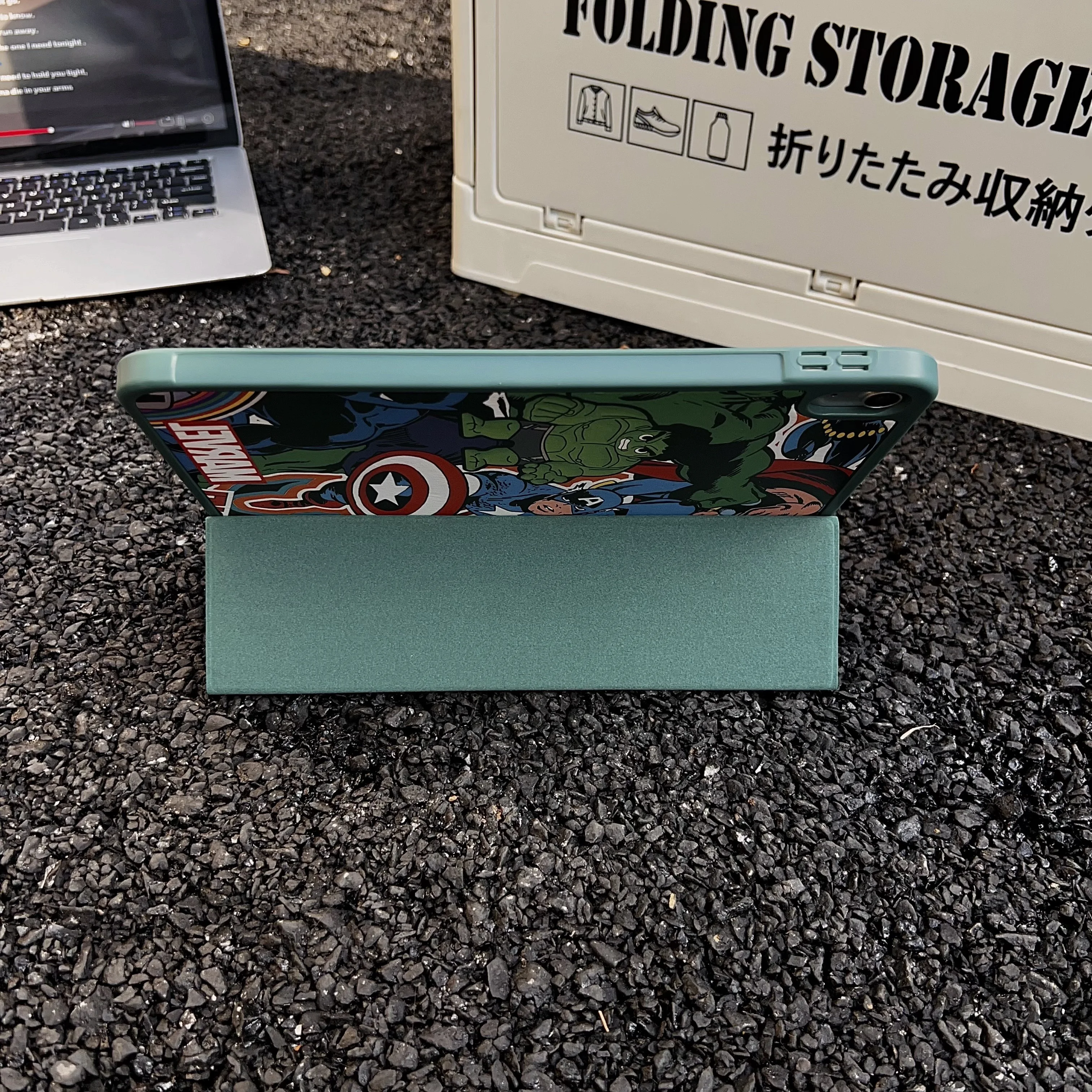 Etui z uchwytem Y do iPad Air 4 5 iPad 8. generacji 9. generacji Pro 11 Mini 6 7 8.3 modele Kreskówka Marvel 3D Superbohater Etui Ochronne na iPad z miejscem na rysik