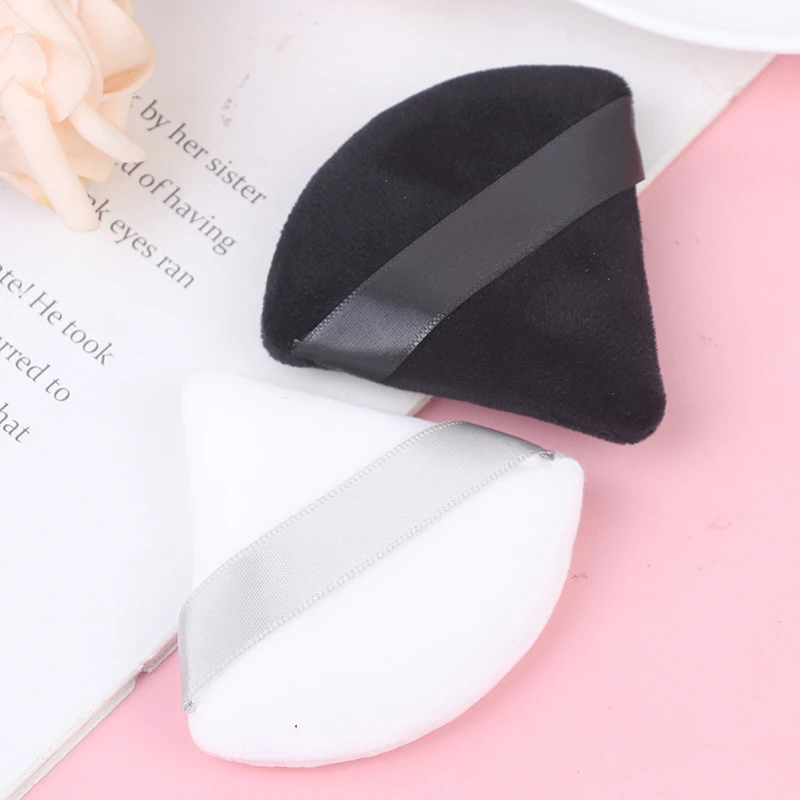 4Pcs 72*70*15mm Portable Lightweight Cosmetic Puff Washable Triangle Velvet Foundation Cream Mini Face MakeUp Sponge