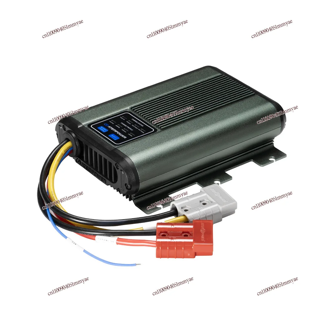 

12V 30A DC TO DC Outdoor Camping RV Trailer Battery Charger