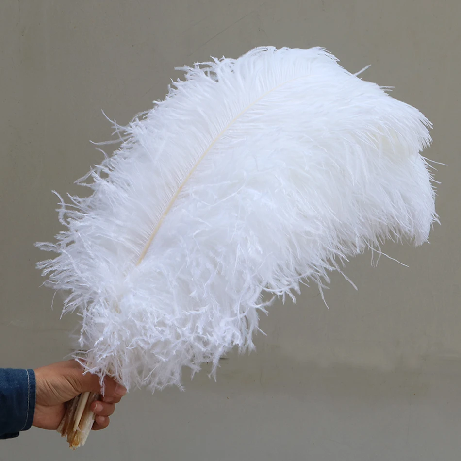 10 Stück weiße, natürliche Straußenfedern, flauschig, alle Größen 15–45 cm, 6–18 Zoll, für DIY-Bastelarbeiten, Hochzeitsaccessoires, Möbeldekoration
