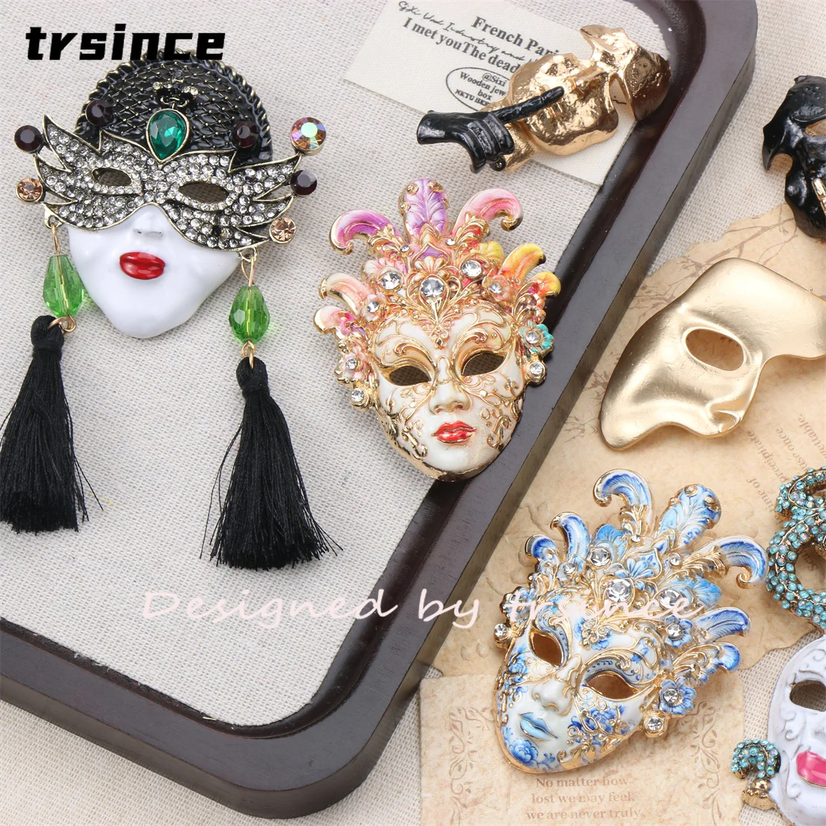 Broche de máscara veneciana barroca, broche de cristal y pedrería, broches de esmalte, prendedores para vestido de teatro, baile de máscaras, pin de solapa, regalo para dama