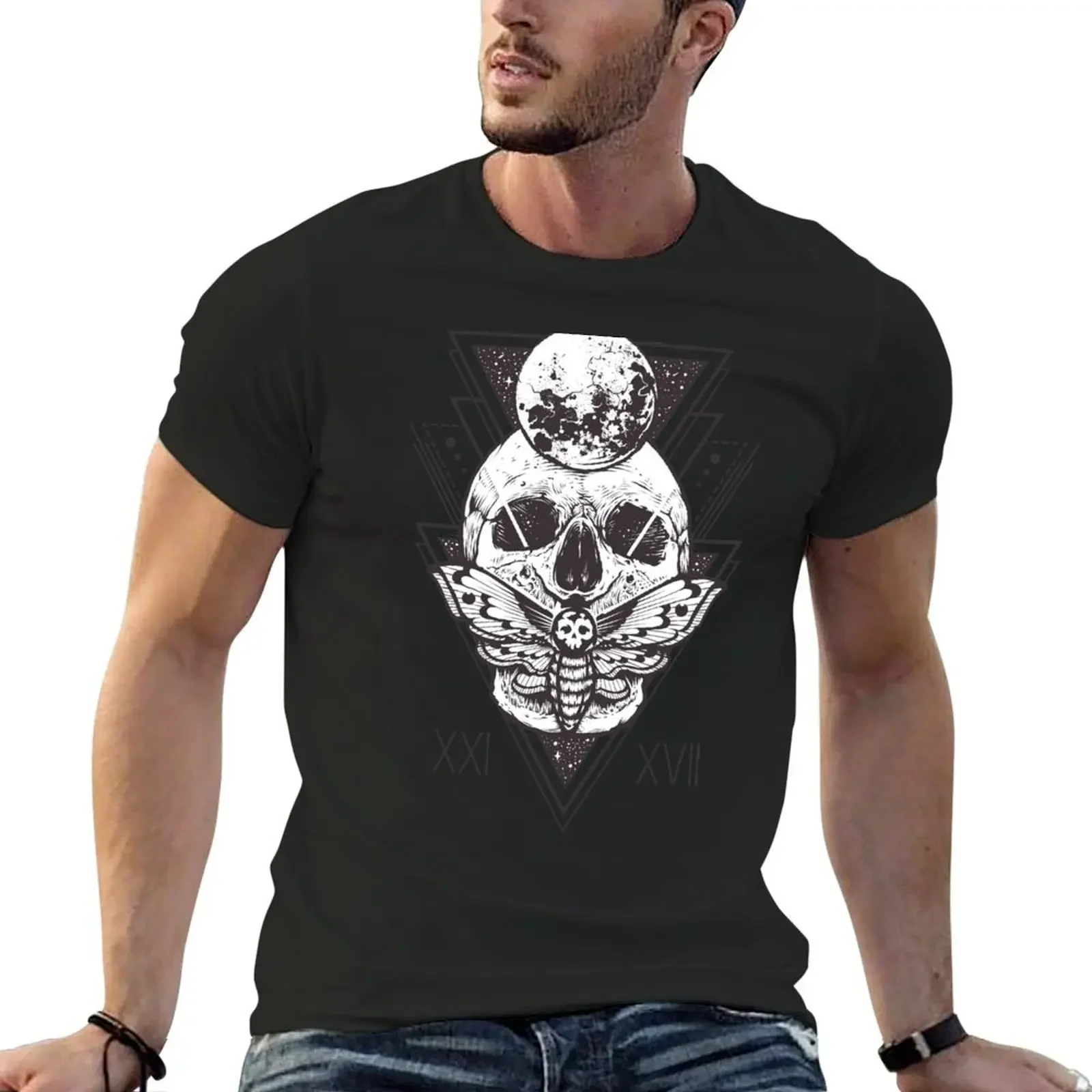 Goth shirt for Men Women Girl tee shirt, Horror Occult Graphic shirt, Geometric Hawk Moth Insect Skull Moon Gothic Unise T-Shirt