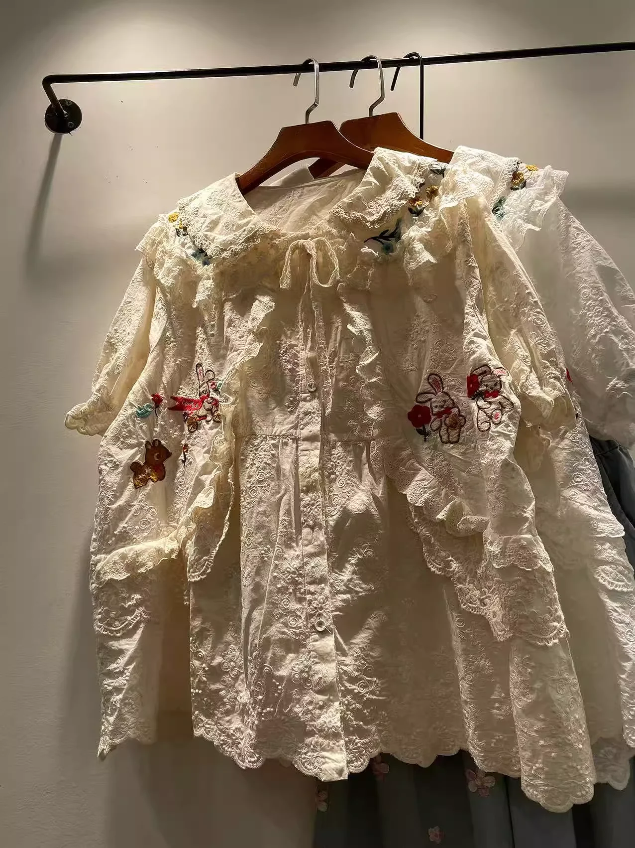 

2025 Mori girl summer Japan style sweet lace patchwork sleeveless denim shirts and blouses women cotton denim vest button up top