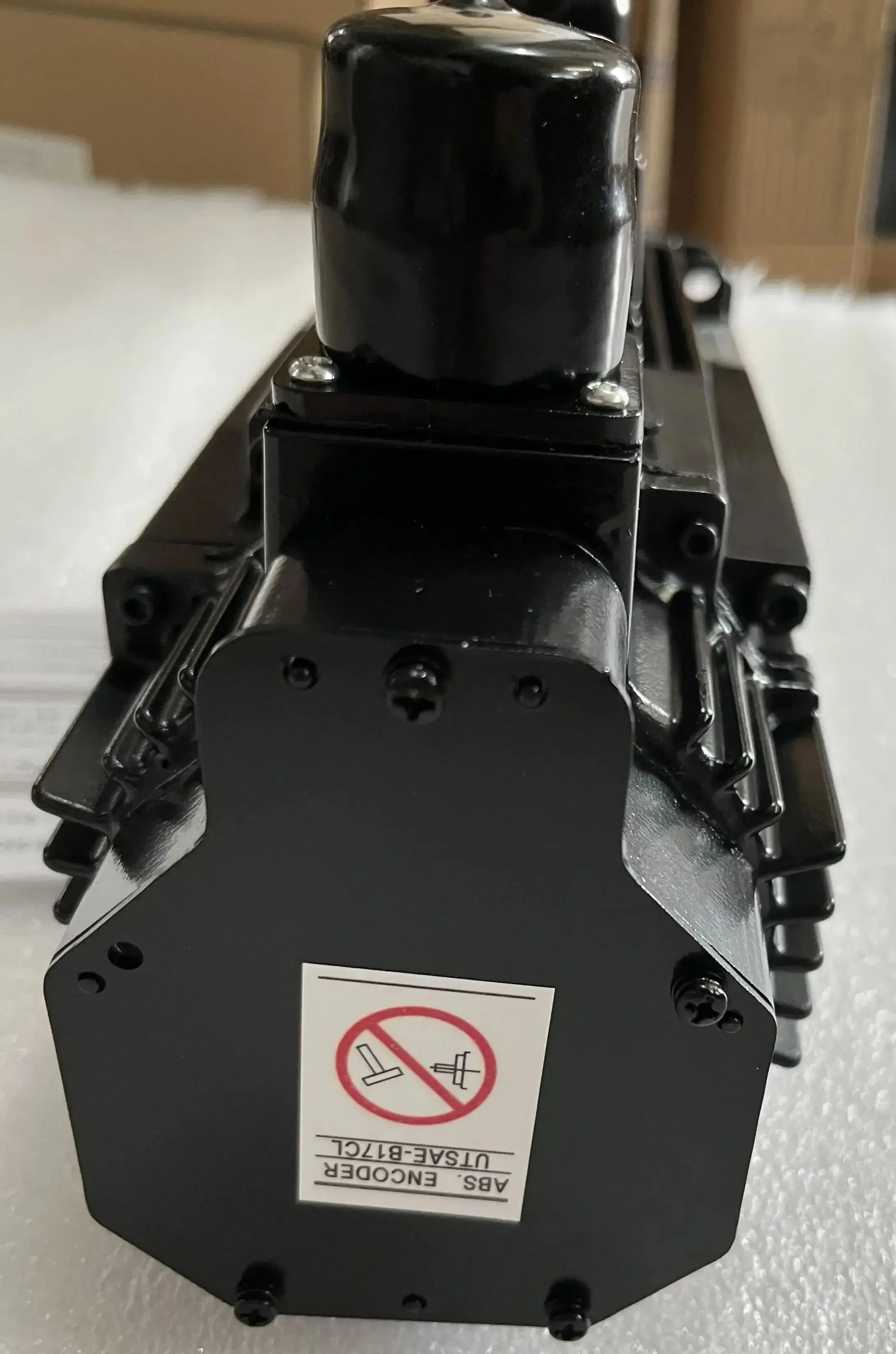 SGMSS-20A2A-YR12 محرك سيرفو جديد SGMSS 20A2A YR12 شحن سريع