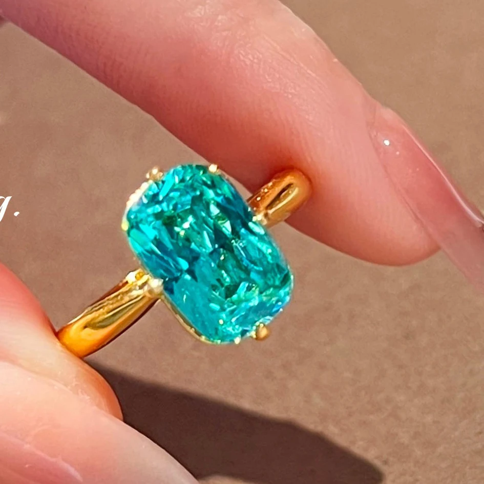 Retro And Exquisite Square Pillow-Shaped Parairaibah Blue Diamond Ring For Women 14K Gold Parties And Weddings Gift
