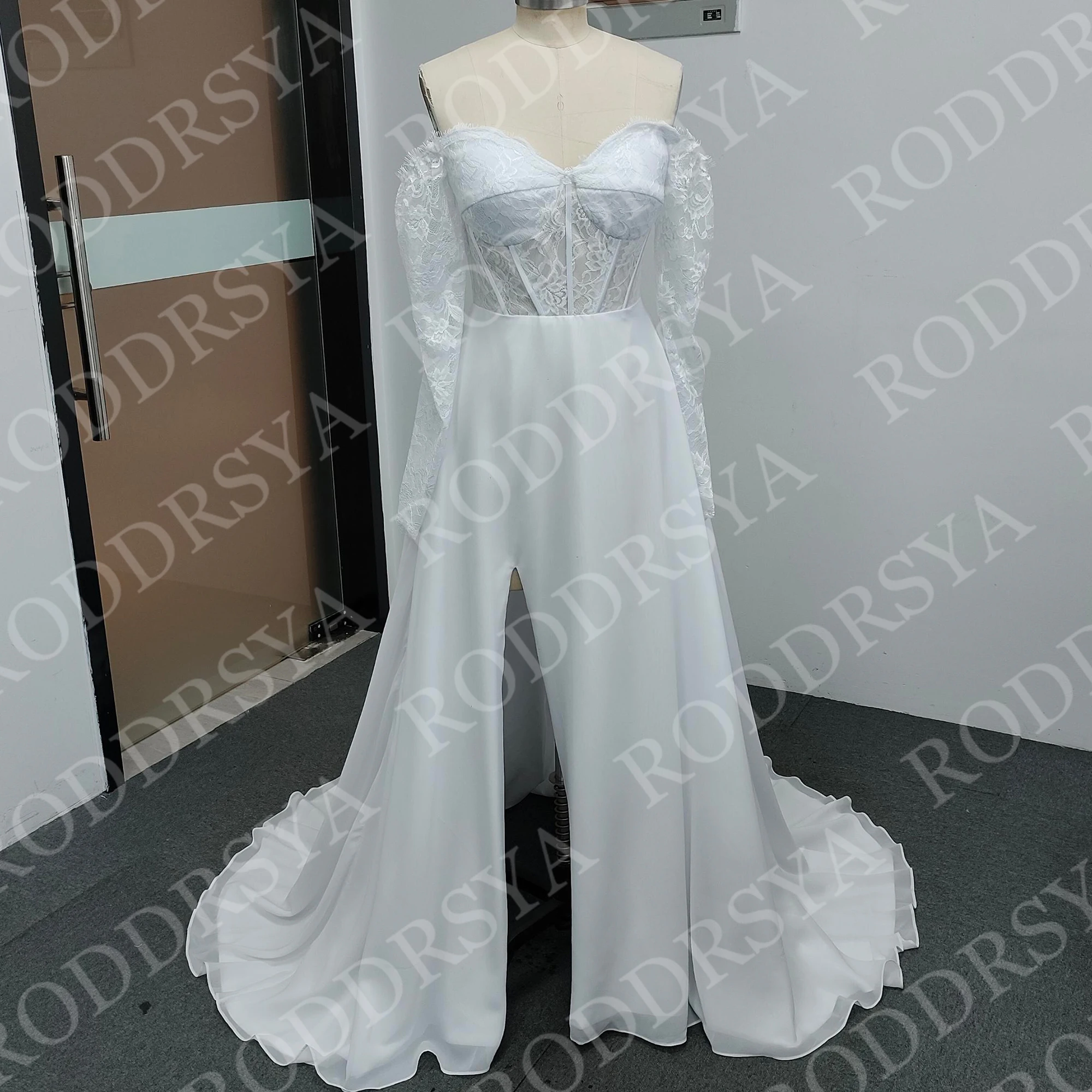 RODDRSYA Elegant Wedding Dresses Boho Woman Off Shoulder Lace Long Sleeves Split Bridal Dress Chiffon Customized Robe De Mariée