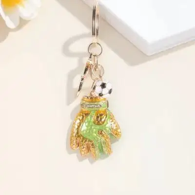 قفازات حارس المرمى سلسلة المفاتيح الصغيرة خفيفة الوزن حقيبة قلادة محفظة حلقة سلسلة معلقة الزخرفية لمحبي كرة القدم