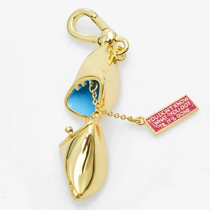 

Trendy gold-plated openable fortune cookie pendant simple and stylish
