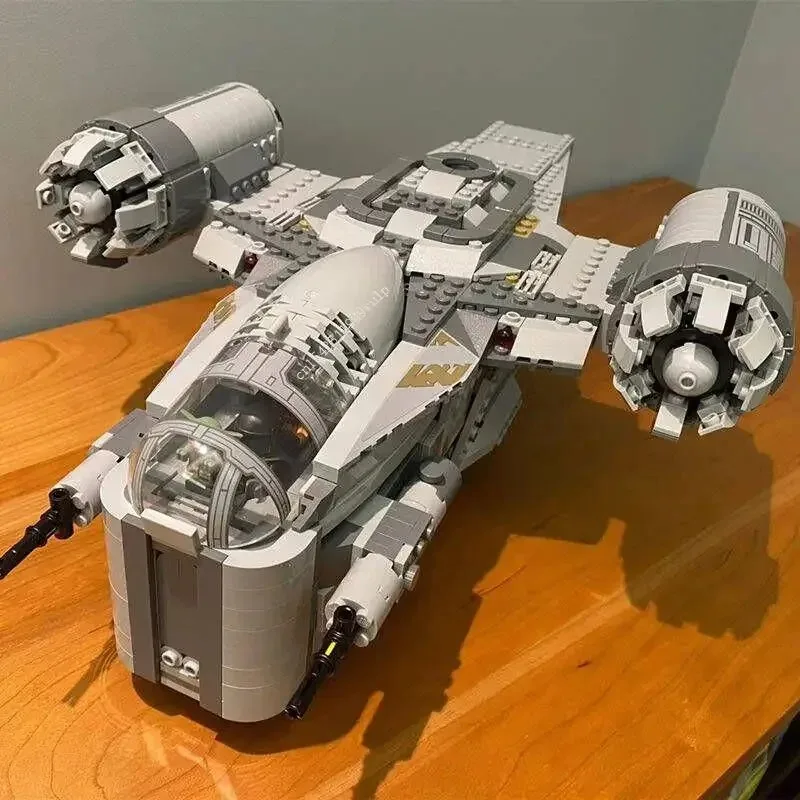 Modèle Star Plan importer décennie ks for Children, Razor Crest MOC, Spacvier Toys, Airship Bricks, Christmas Gifts, 75292