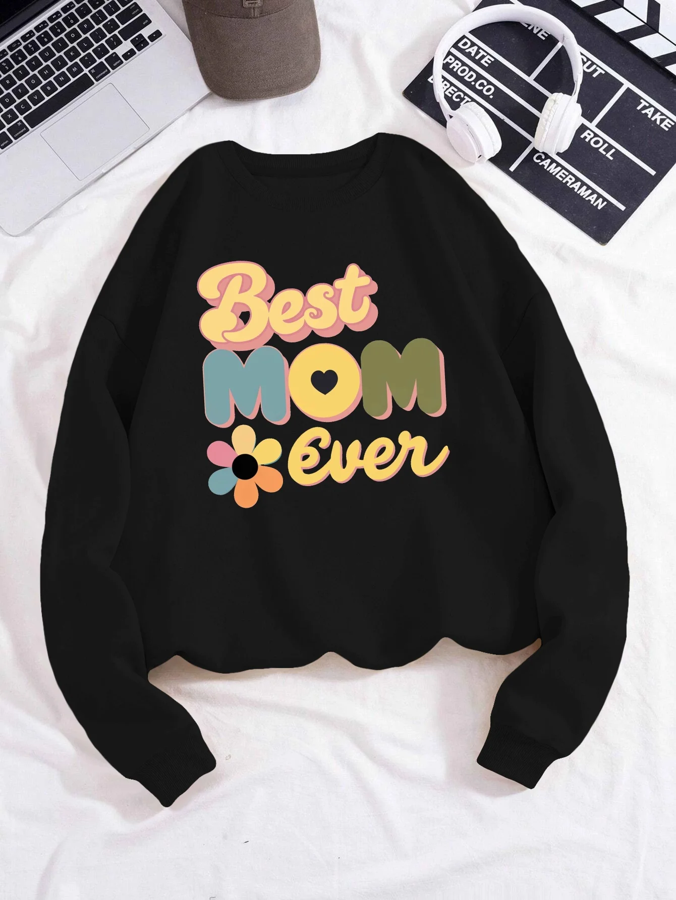 

Женская повседневная толстовка больших размеров Best Mom Ever — зеленая, с цветочной графикой и сердечком, уютный полиэстеровый трикотаж, круглый вырез — идеально