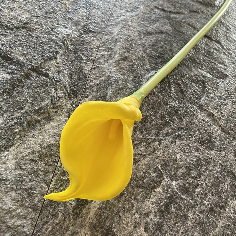 5 Stück Künstliche PU Große Hufeisenblumen Heimdekorationen Calla-Lilien Kunstblumenstrauß Hochzeit Party Tisch Blumendekorationen – Detail 14