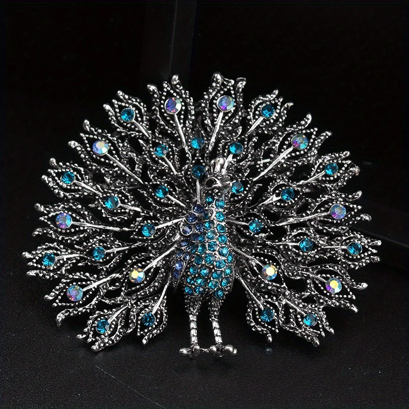 Retro Creative Personality Elegant and Exquisite High-end Peacock Open-screen Brooch
