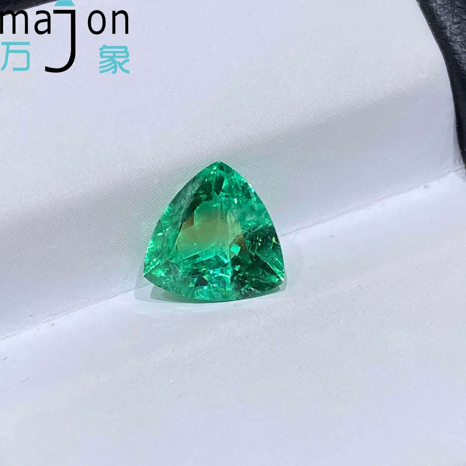 Pierre d'émeraude cultivée en laboratoire, coupe à la main, 1,5 ct, en forme de Trilliant colombien, avec certificat AGL pour la fabrication de bijoux