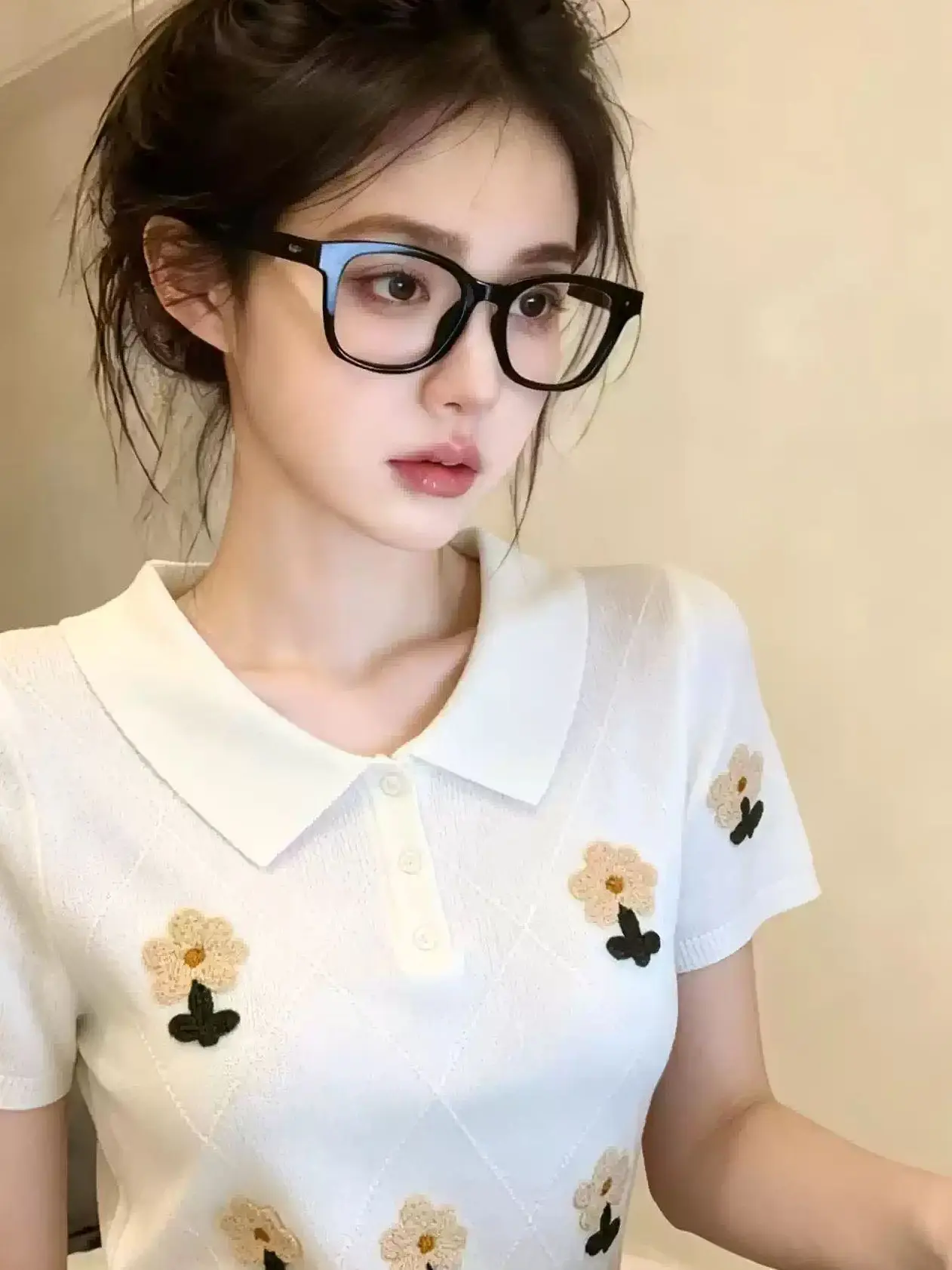 Elegant Embroidered Knitted Short Sleeve  Neck T-Shirt Women's Summer Korean College Style Floral 3D Stitching Top