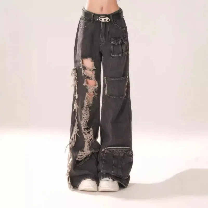 

American-style Waste-soil Jeans with Holes and Multiple Pockets