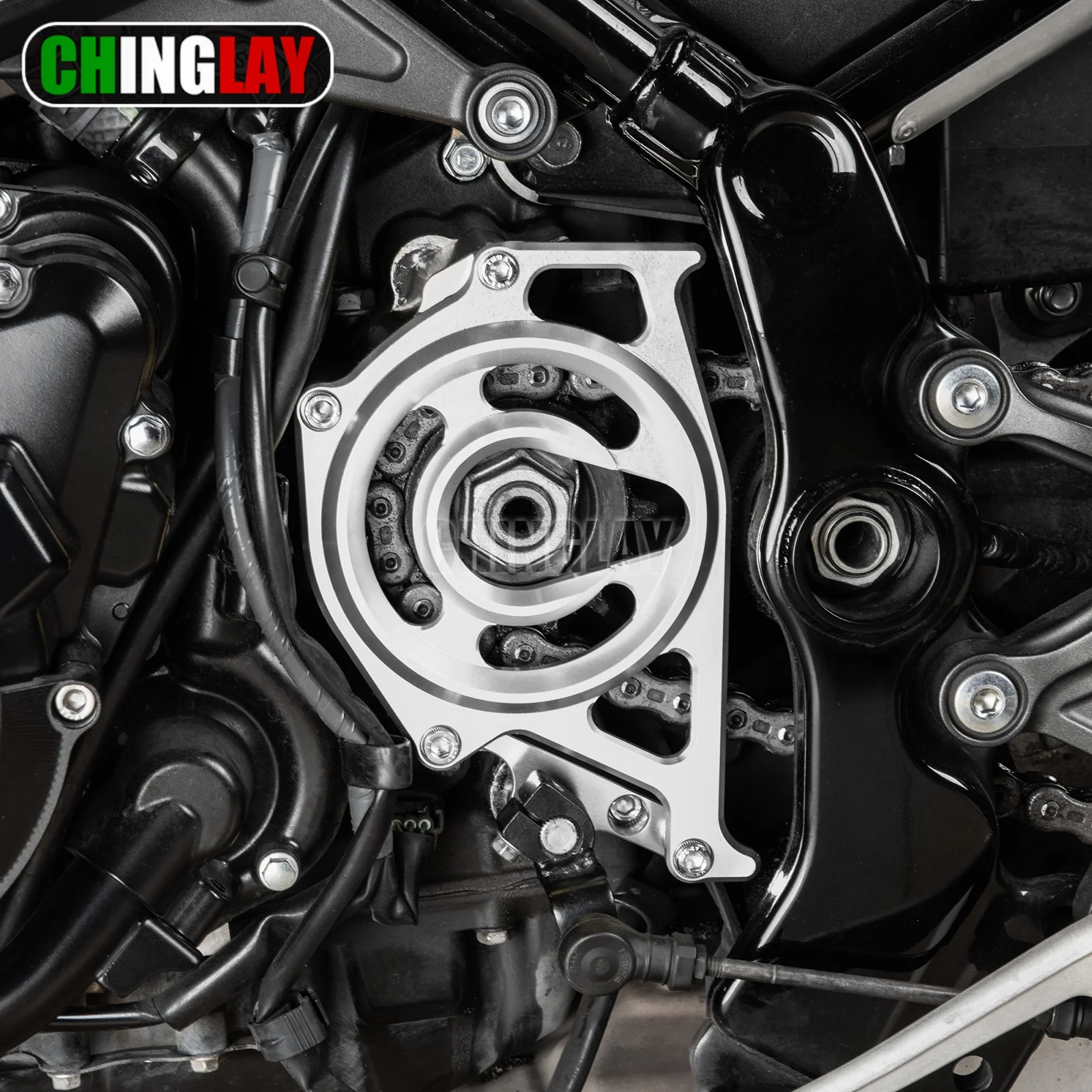 

Z900RS Sprocket Cover For Kawasaki Z900RS 2018-2026 Sprocket Cover Z900 2017-2024 Sprocket cover with shift assist function