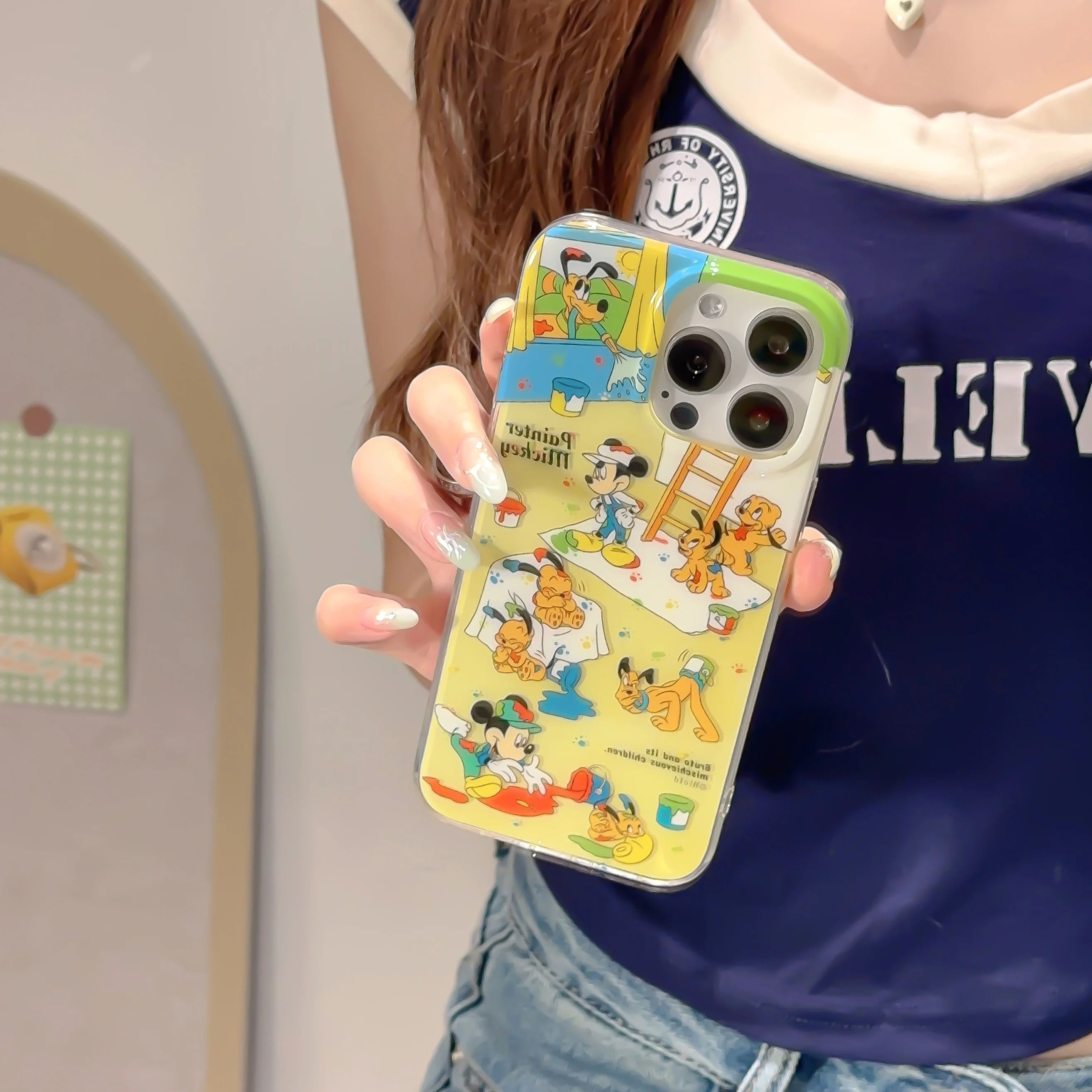 Fashion Disneys Painter Mickeys Mouses Phone Case For iPhone 15 14 13 12 11 Pro Max Cute Cartoon Yellow Back Cover