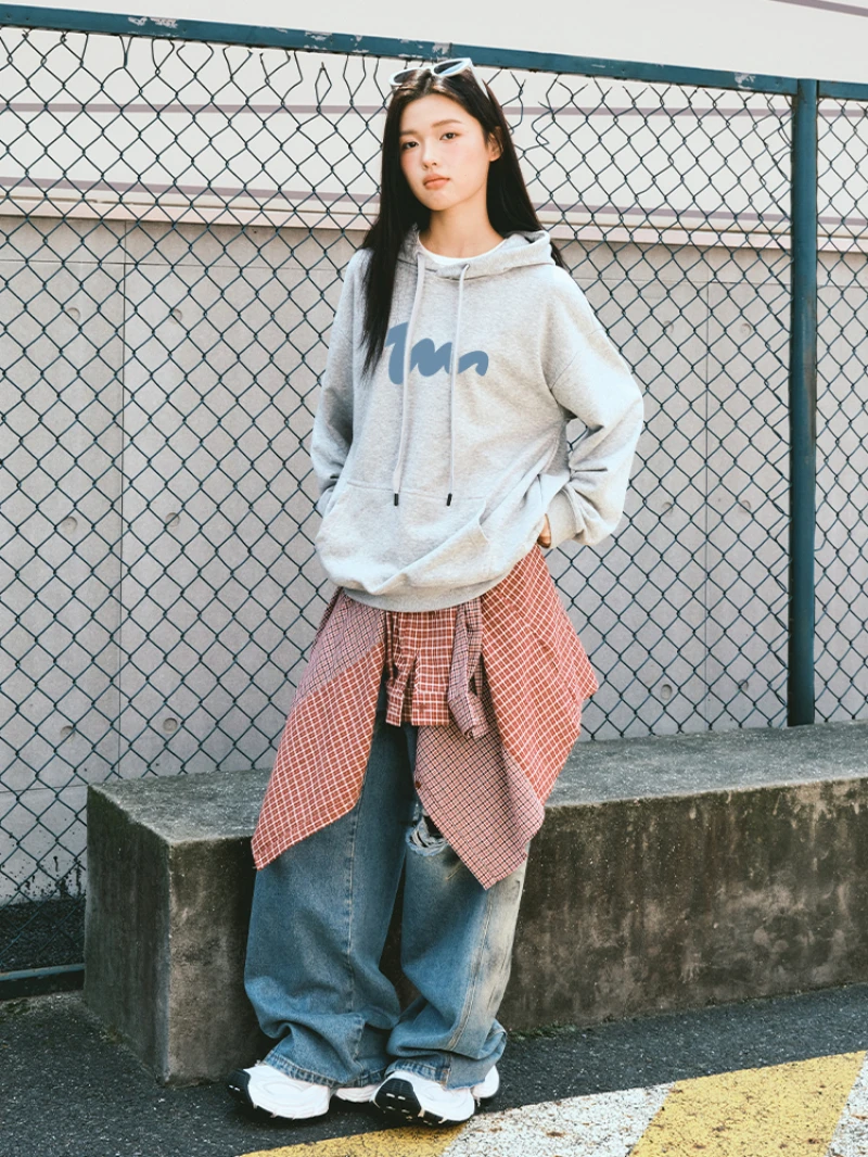 

Casual Women's Hoodies Simple Line Graphic Printed Sweatshirts Fleece Warm Comfortable Pocket Pullovers Autumn Female Clothes