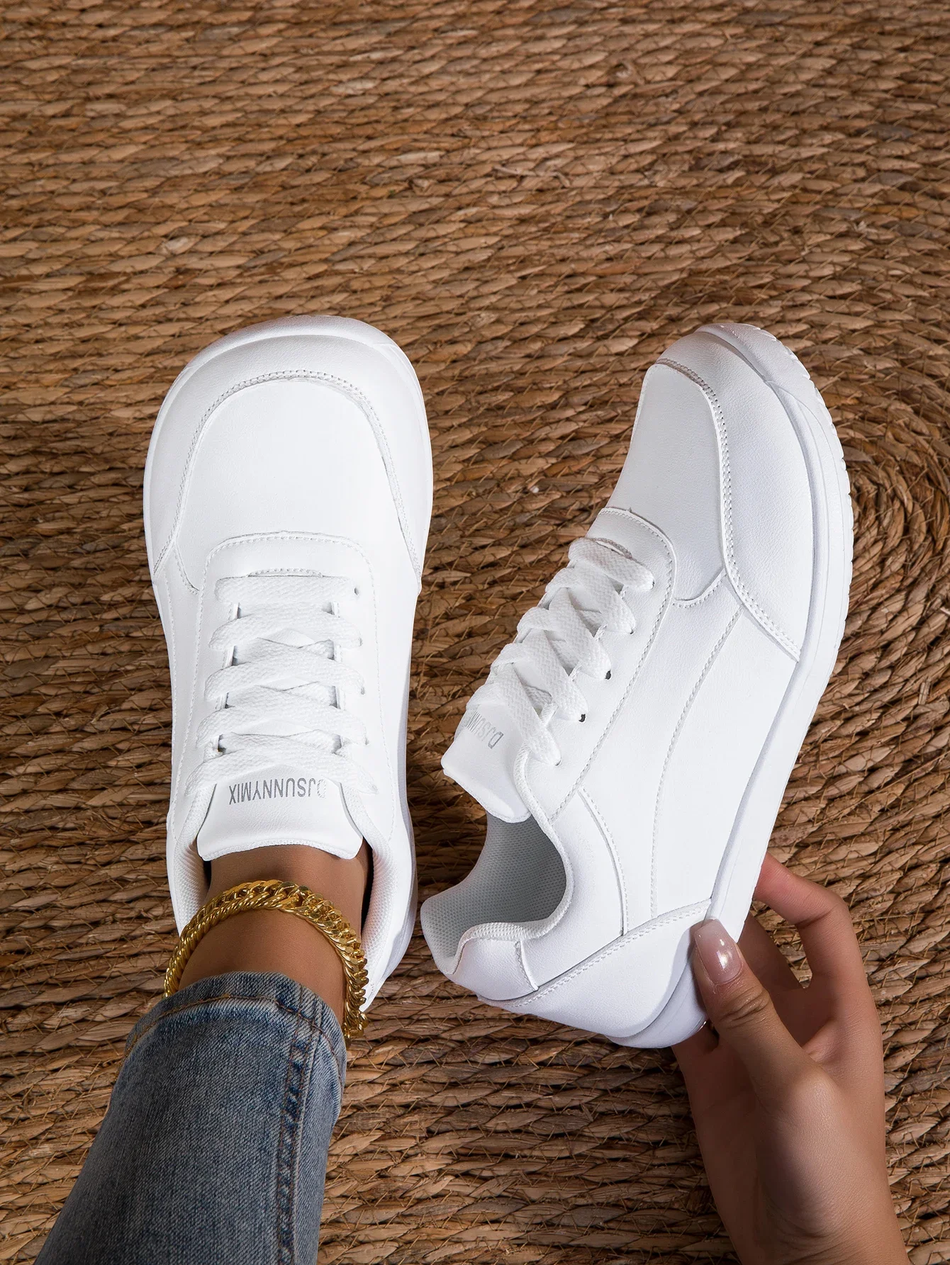 Women's Shoes Wide toe box shoes Lightweight Casual Walking Shoes White Lace-up Sneakers Plus Size Platform Vulcanized Shoe