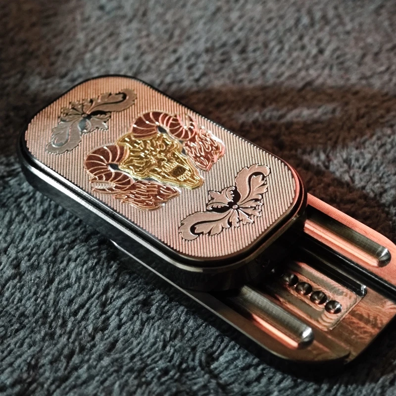サタンキングリズムスライダー　チタン製　フィジェットトイ EDC サタンキング EDC フィジェットメカニカルプッシュカードステンレス鋼