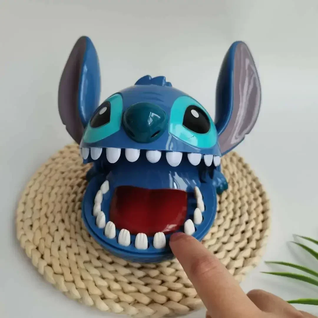 Figurines de doigt de morsure Disney Stitch, dessin animé, dentiste, dents poussées, modèle de jeu amusant, jouets, cadeaux d'anniversaire pour enfants, nouvelle collection 2026