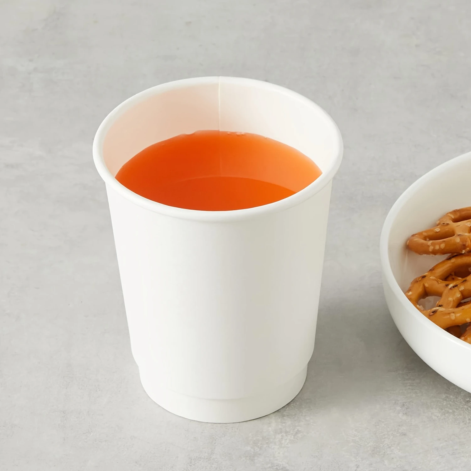 

Eco-Friendly White Paper Cup for Tea, Coffee, Milk - Reusable & Versatile!