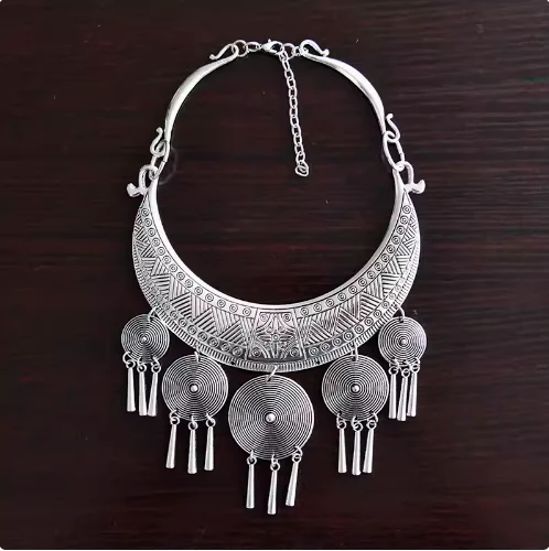 Chinese Hmong Ethnic Performance Costume Necklace Alloy Tassel Silver Jewelry