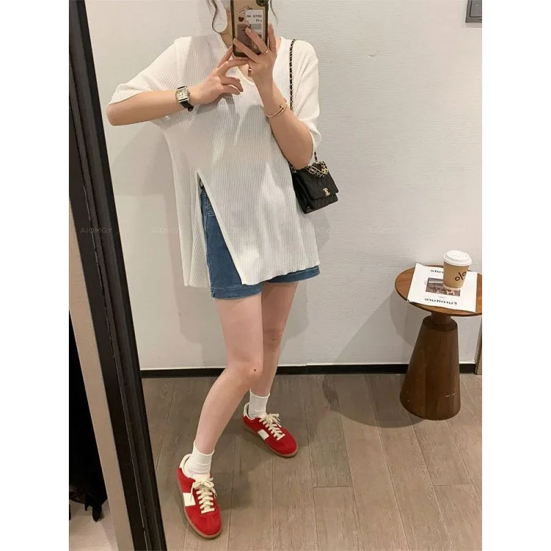 Summer New Women's Pullovers Striped V-Neck Screw Thread Spliced Half Sleeve Elegant Loose Casual Asymmetrical Knitted Tops