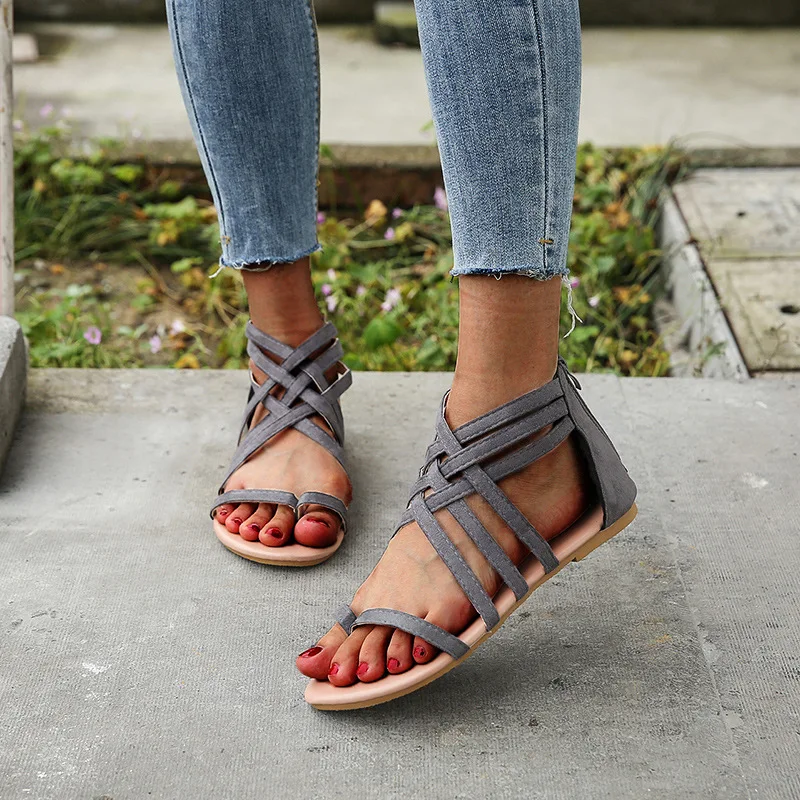 

Женские сандалии, сандалии на плоской подошве, лето 2024, женская пляжная обувь с открытым носком, модная повседневная обувь на молнии, женские римские сандалии больших размеров