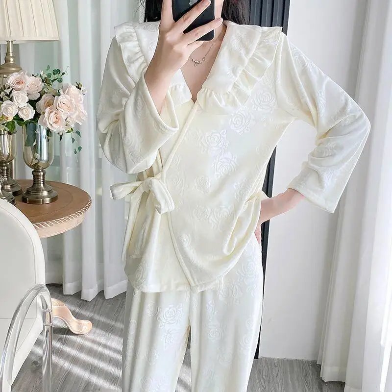 

New Hot Pajamas Island Fleece Women Home Loungewear Spring Winter V Neck Japanese Style Elegant Light Luxury Warm Hot Selling