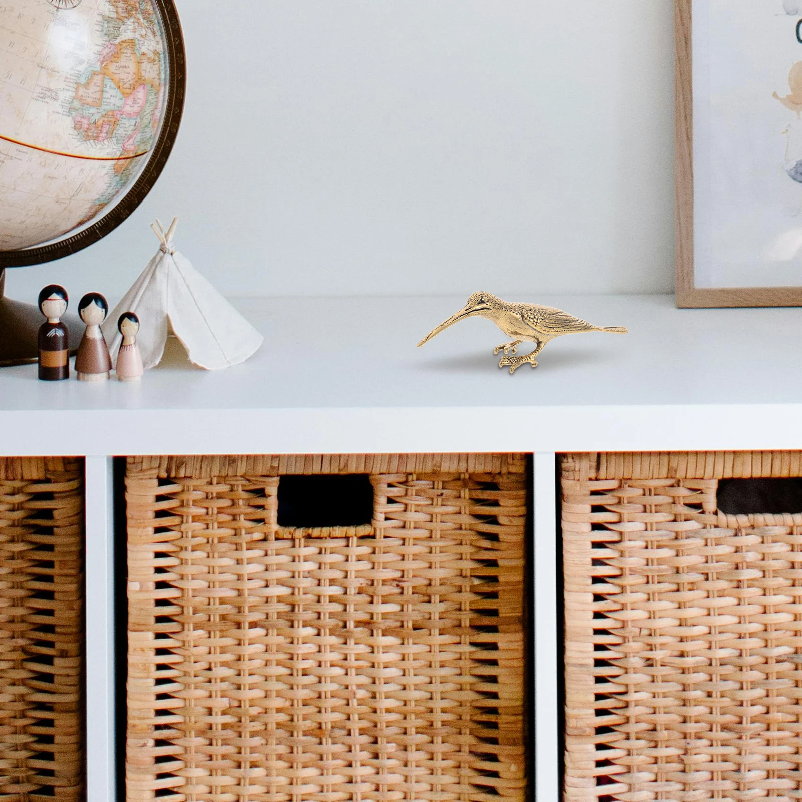 

Brass Hummingbird Statue Copper Mini Desktop Ornament Feng Shui Bird Sculpture for Home Office Tea Table