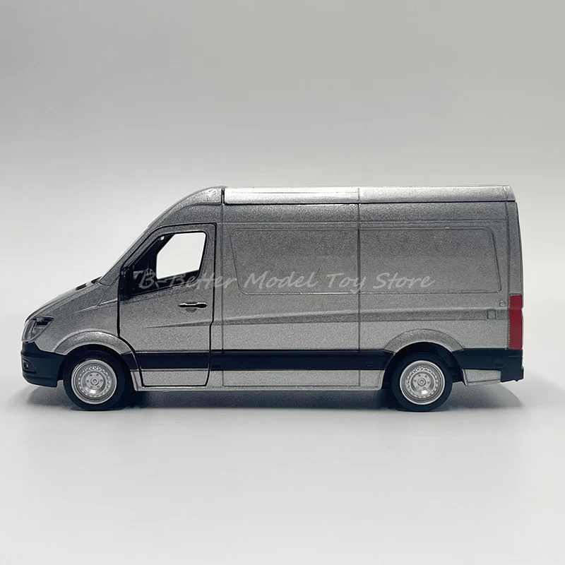 1:38 Diecast Metal Model Toy Sprinter Van Minibus MPV Pull Back Car Children Gifts